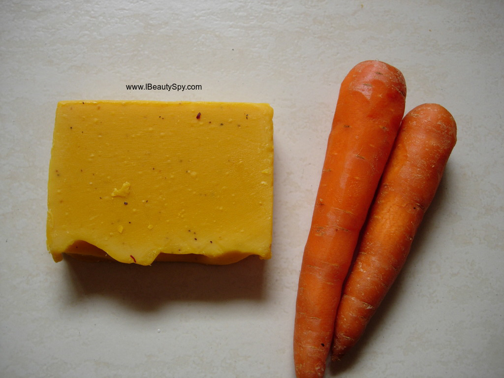 juicy_chemistry_carrot_soap_swatch