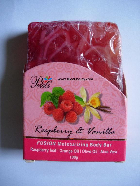 petals_raspberry_vanilla_soap