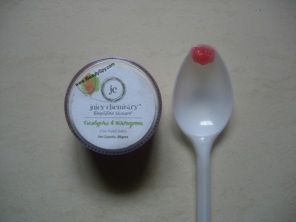 juicy_chemistry_pain_relief_balm_swatch